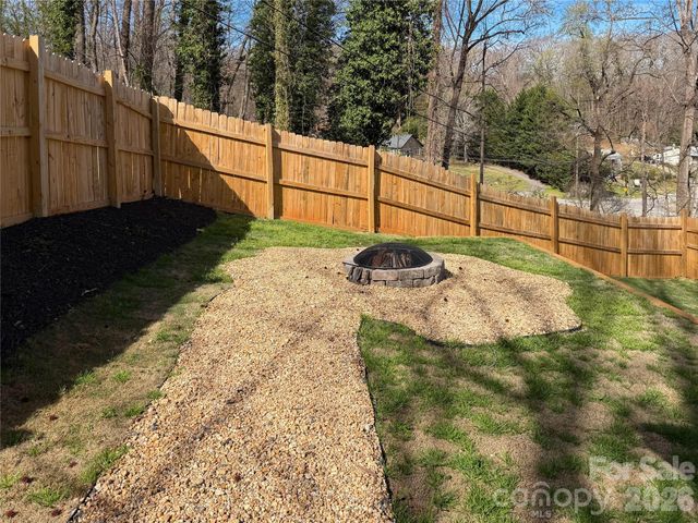 50 Hidden Hill Road, Tryon, NC 28782