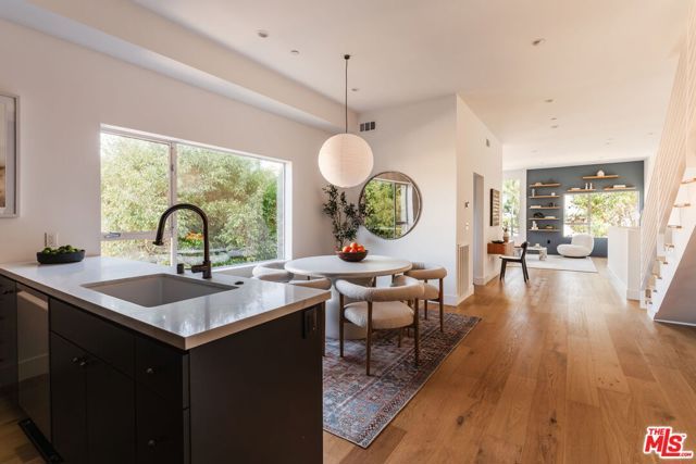 5036 W Pickford Street, Los Angeles, CA 90019