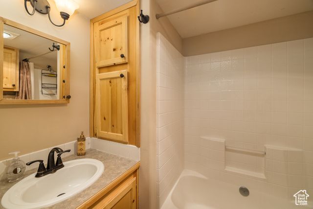 10 PIONEER DR., Moab, UT 84532