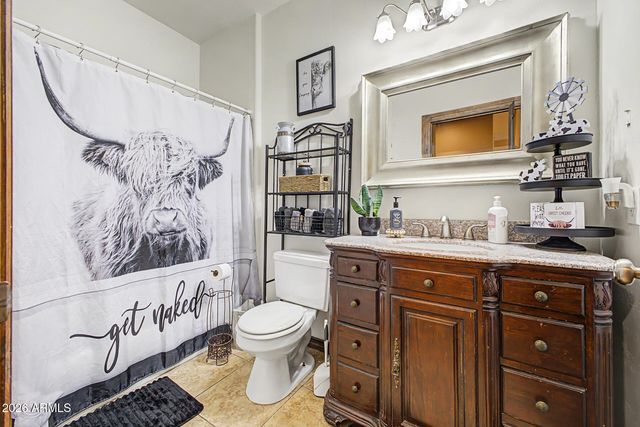 2402 W Roughrider Road, New River, AZ 85087