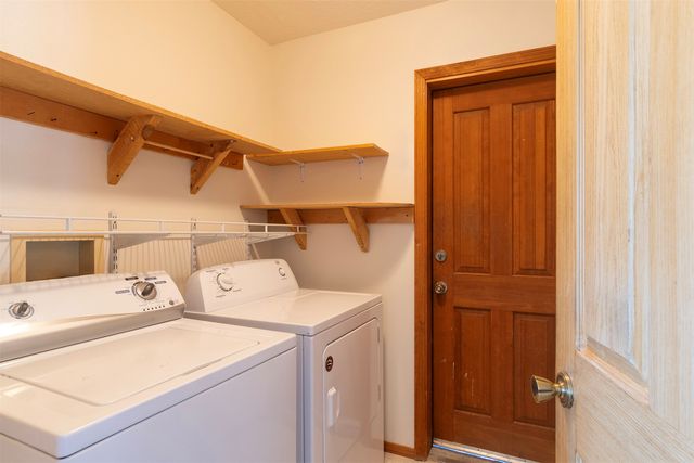 7 Hidalgo Court, Santa Fe, NM 87508