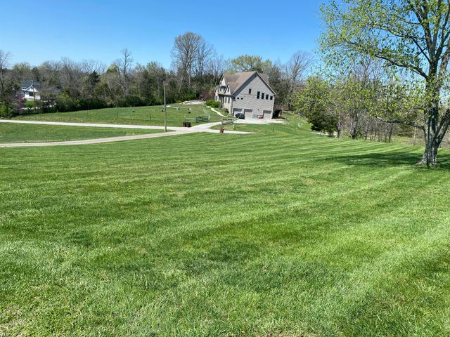 317 Short Road, Salvisa, KY 40372