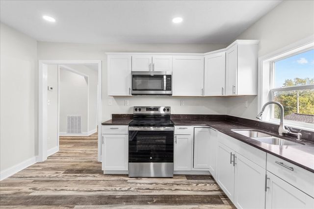 809 W Crawford Street, Dalton, GA 30720