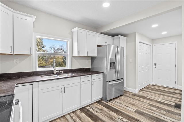 809 W Crawford Street, Dalton, GA 30720