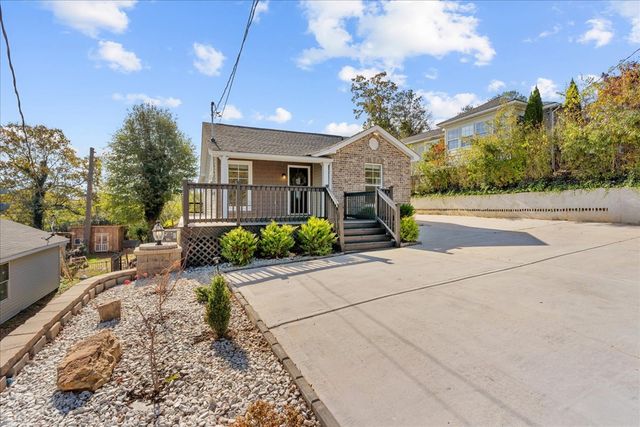 809 W Crawford Street, Dalton, GA 30720