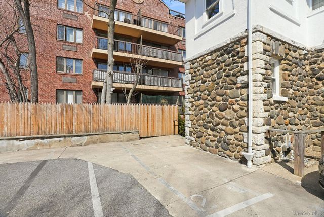 109 Hillside Place 2, Eastchester, NY 10709