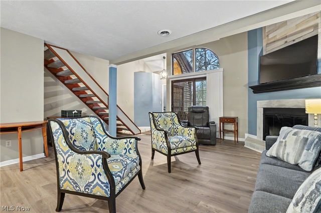 1323 Red Tail Hawk Court 4, Youngstown, OH 44512