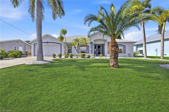 4219 Eastlake CT, Port Charlotte, FL 33948