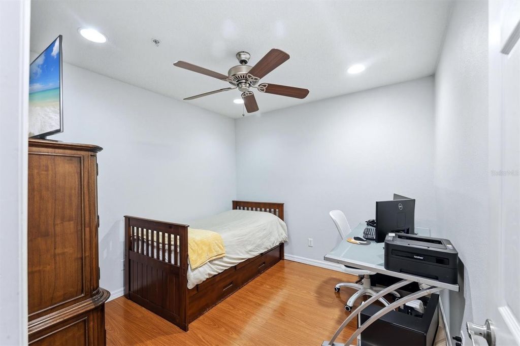 Image 23 of property listing at 3903 45TH TERRACE W 106, Bradenton, FL 34210