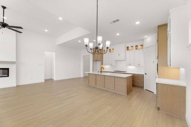 5425 Varian Drive, Aubrey, TX 76227
