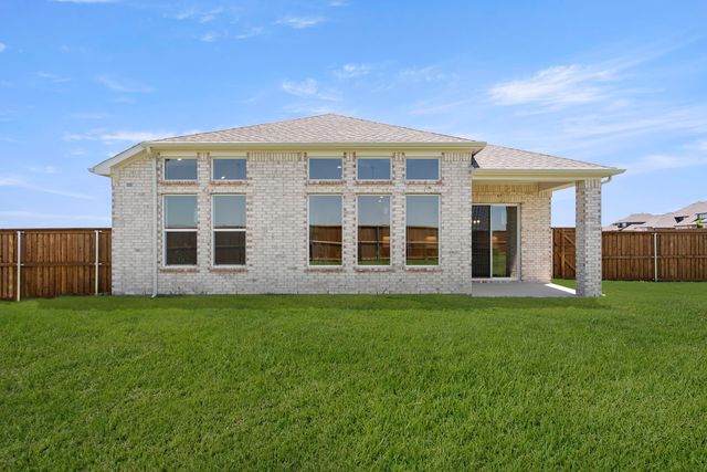 5425 Varian Drive, Aubrey, TX 76227