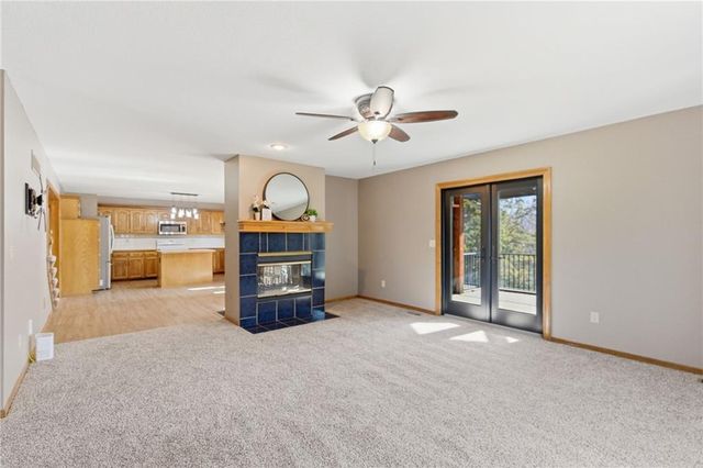 8960 Craig Drive, De Soto, KS 66018