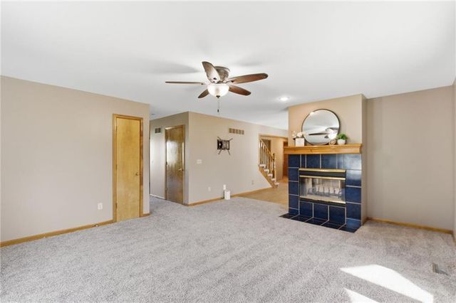 8960 Craig Drive, De Soto, KS 66018