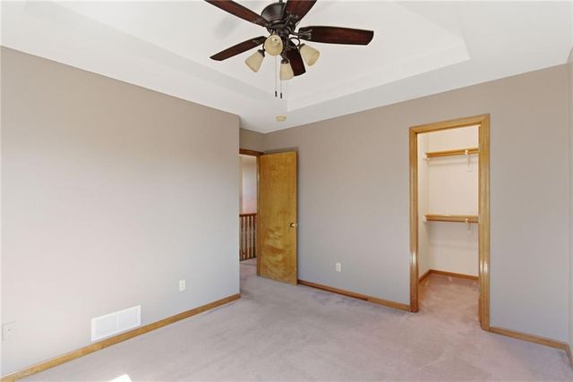 8960 Craig Drive, De Soto, KS 66018