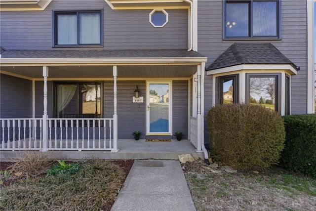 8960 Craig Drive, De Soto, KS 66018