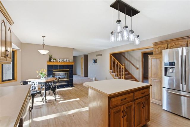 8960 Craig Drive, De Soto, KS 66018