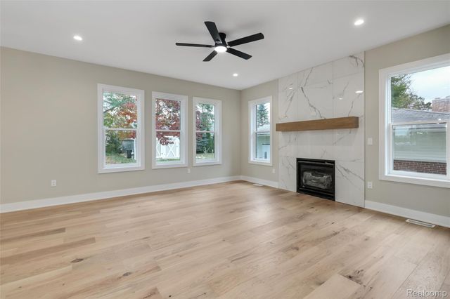 29645 Hickey Road, New Baltimore, MI 48051