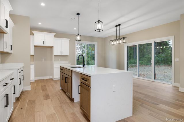 29645 Hickey Road, New Baltimore, MI 48051