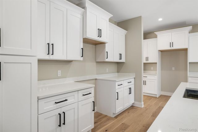 29645 Hickey Road, New Baltimore, MI 48051