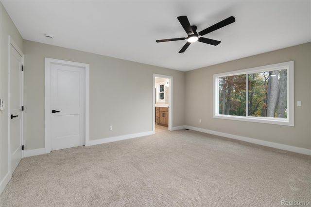 29645 Hickey Road, New Baltimore, MI 48051
