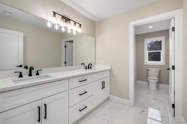 29645 Hickey Road, New Baltimore, MI 48051