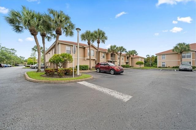 8235 Ibis Club DR 309, Naples, FL 34104