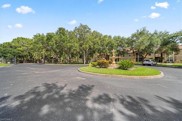 8235 Ibis Club DR 309, Naples, FL 34104