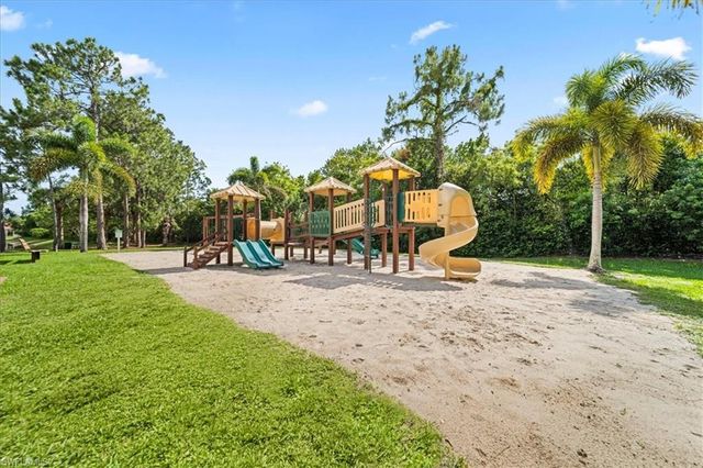 8235 Ibis Club DR 309, Naples, FL 34104