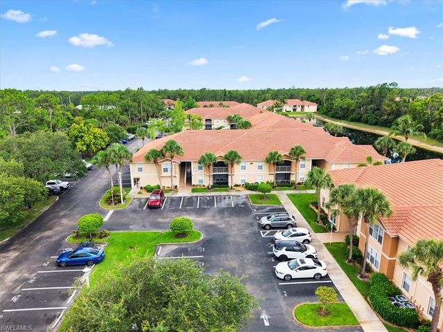 8235 Ibis Club DR 309, Naples, FL 34104