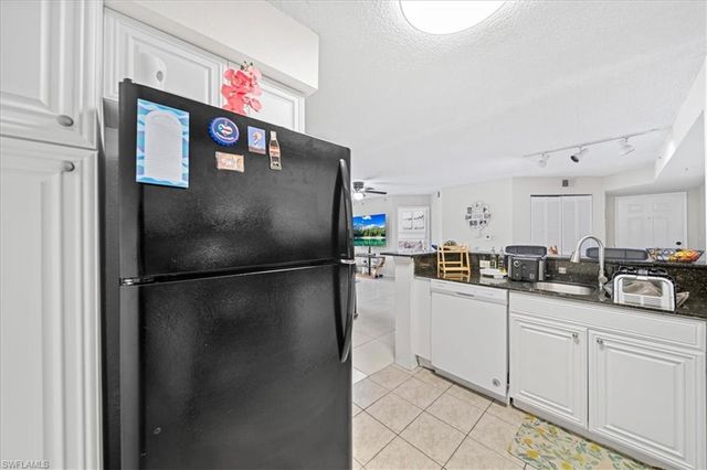 8235 Ibis Club DR 309, Naples, FL 34104
