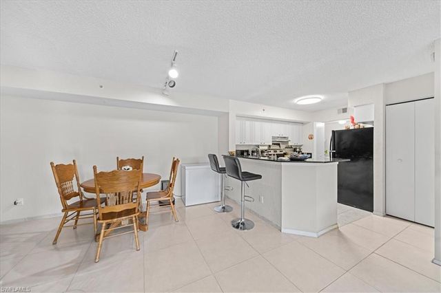 8235 Ibis Club DR 309, Naples, FL 34104