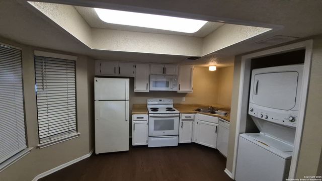 6314 Cambridge Dr Apt 1, San Antonio, TX 78218