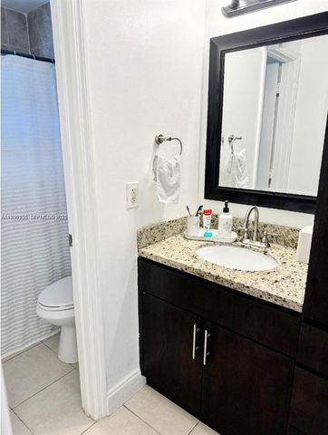 20118 SW 124th Ct ., Miami, FL 33177