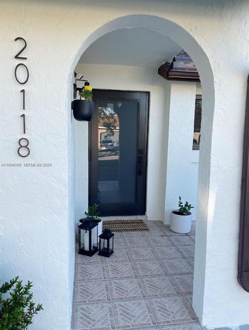 20118 SW 124th Ct ., Miami, FL 33177