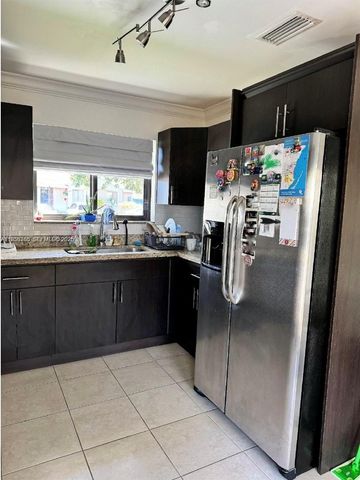 20118 SW 124th Ct ., Miami, FL 33177