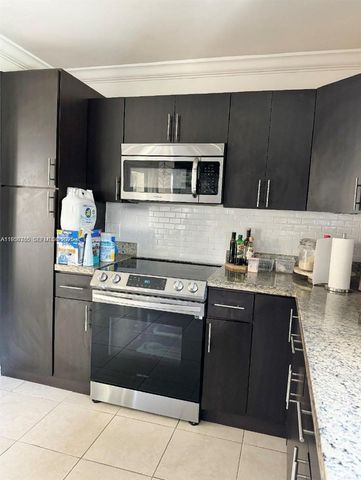 20118 SW 124th Ct ., Miami, FL 33177