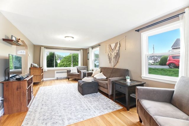 70 Eden St, Ludlow, MA 01056
