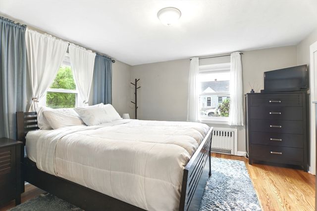 70 Eden St, Ludlow, MA 01056