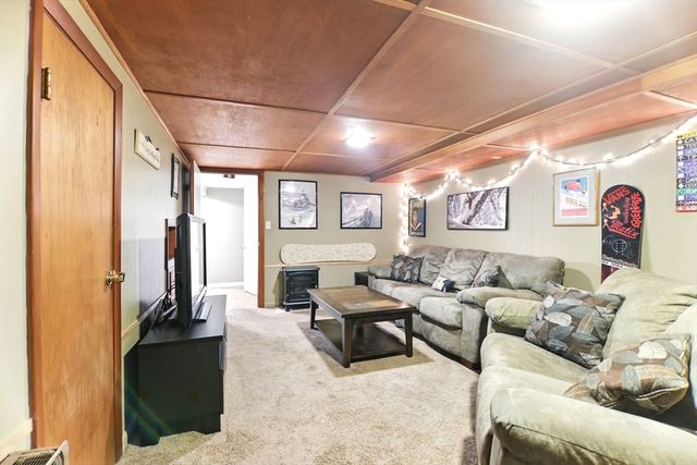 70 Eden St, Ludlow, MA 01056