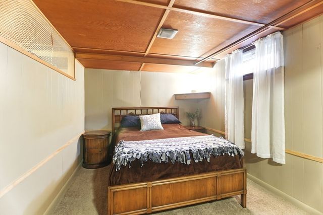 70 Eden St, Ludlow, MA 01056