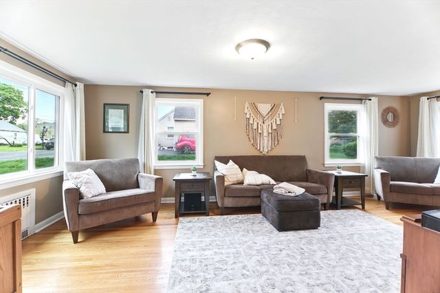 70 Eden St, Ludlow, MA 01056