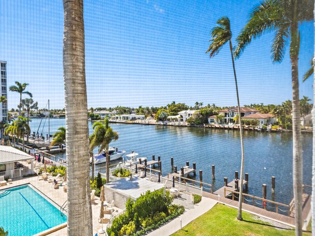 3212 S Ocean Boulevard 404-A, Highland Beach, FL 33487