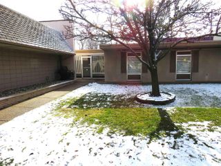 37520 Gratiot Avenue, Clinton Twp, MI 48036