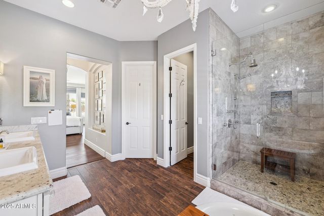 3233 E INDIGO Circle, Mesa, AZ 85213