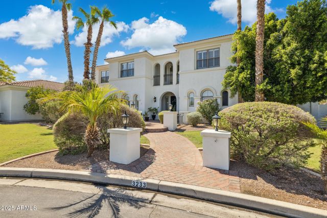 3233 E INDIGO Circle, Mesa, AZ 85213