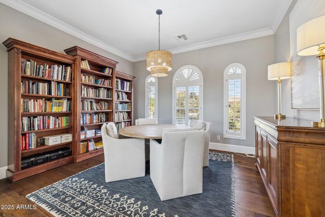 3233 E INDIGO Circle, Mesa, AZ 85213