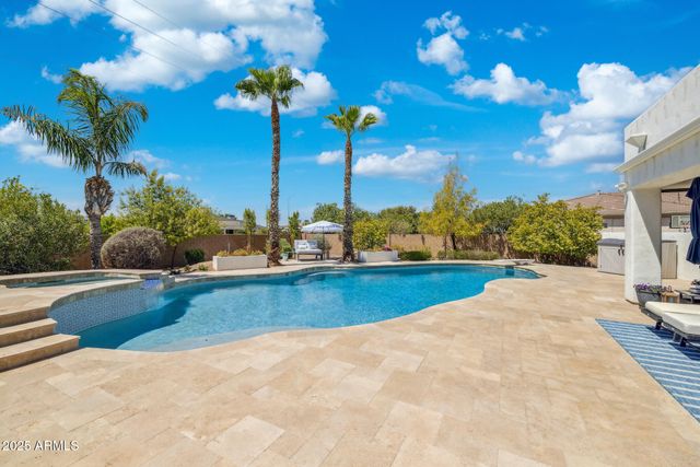 3233 E INDIGO Circle, Mesa, AZ 85213