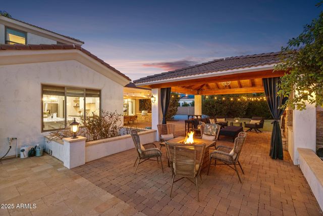 3233 E INDIGO Circle, Mesa, AZ 85213