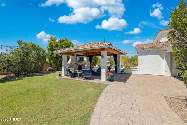 3233 E INDIGO Circle, Mesa, AZ 85213