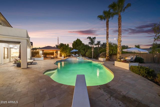 3233 E INDIGO Circle, Mesa, AZ 85213